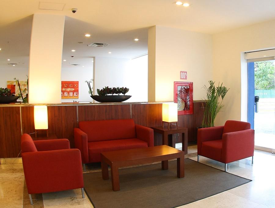 One Coatzacoalcos Forum Экстерьер фото
