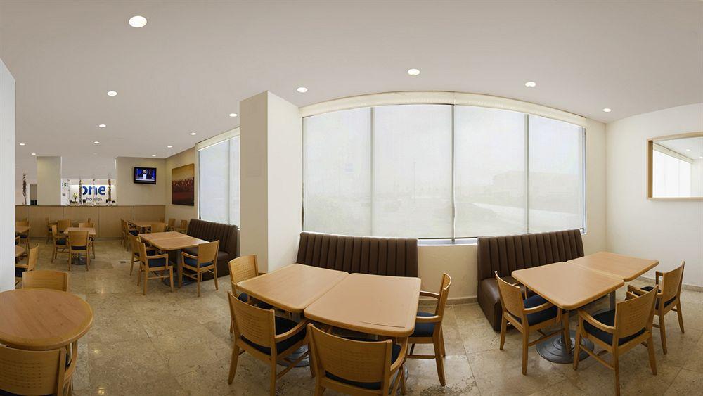 One Coatzacoalcos Forum Экстерьер фото